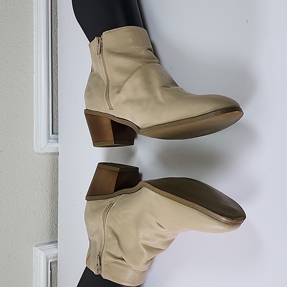 Comfort Est 1946 women Tan ankle boots block heel size 11M - Picture 5 of 10